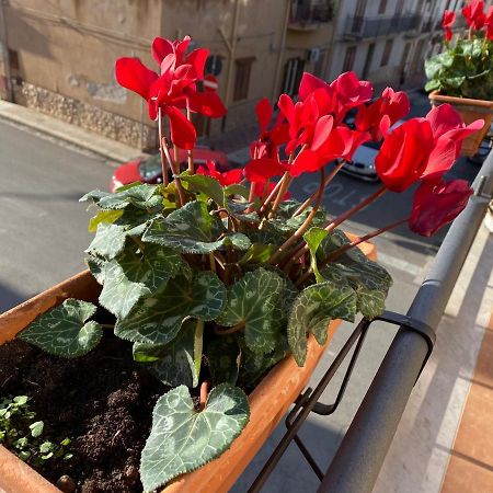 Apartment In The Center Terrasini Exterior photo